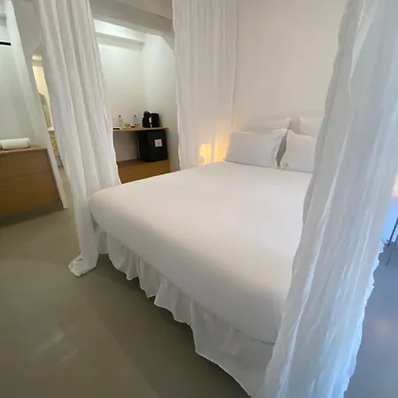 Hebe La Guest house *