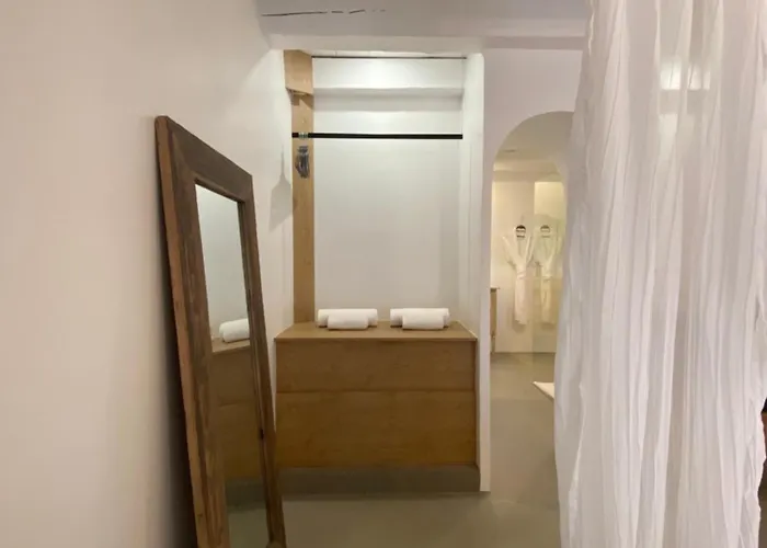 Πανσιόν Hebe La